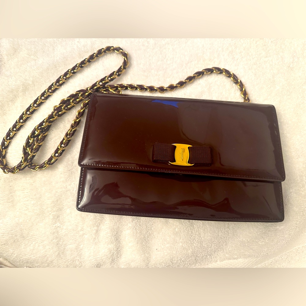 Salvatore Ferragamo Burgundy Patent Leather Vara Bow Chain Shoulder Bag